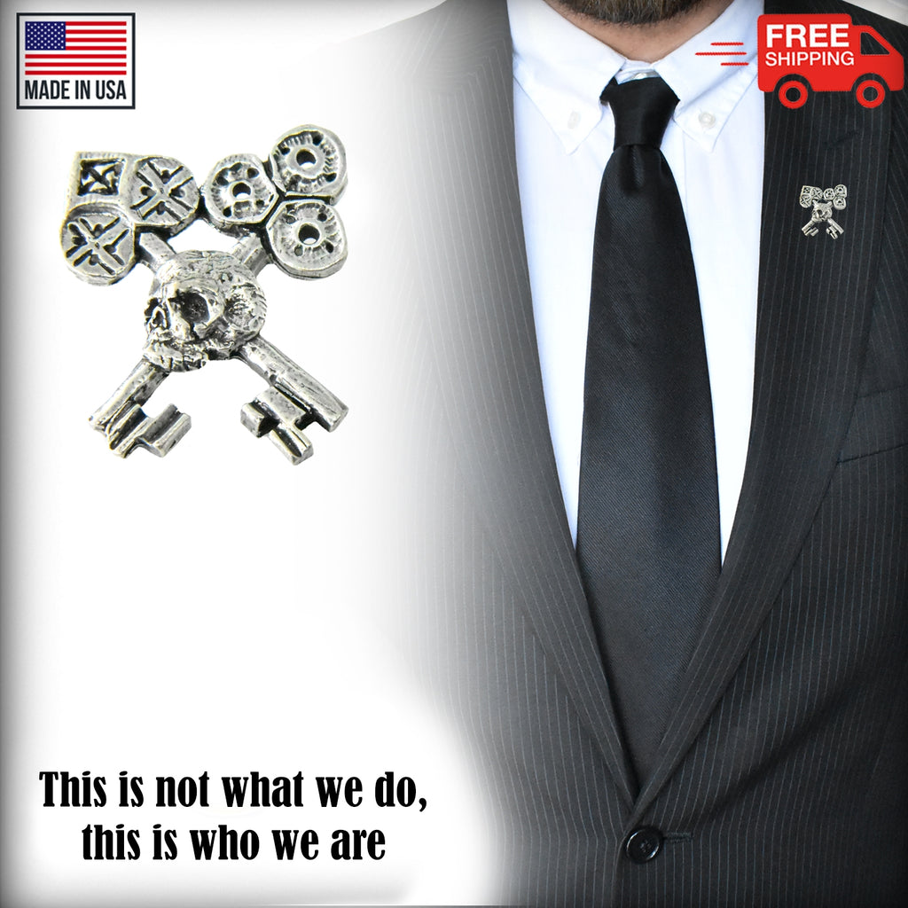Skull And Keys Pin G016