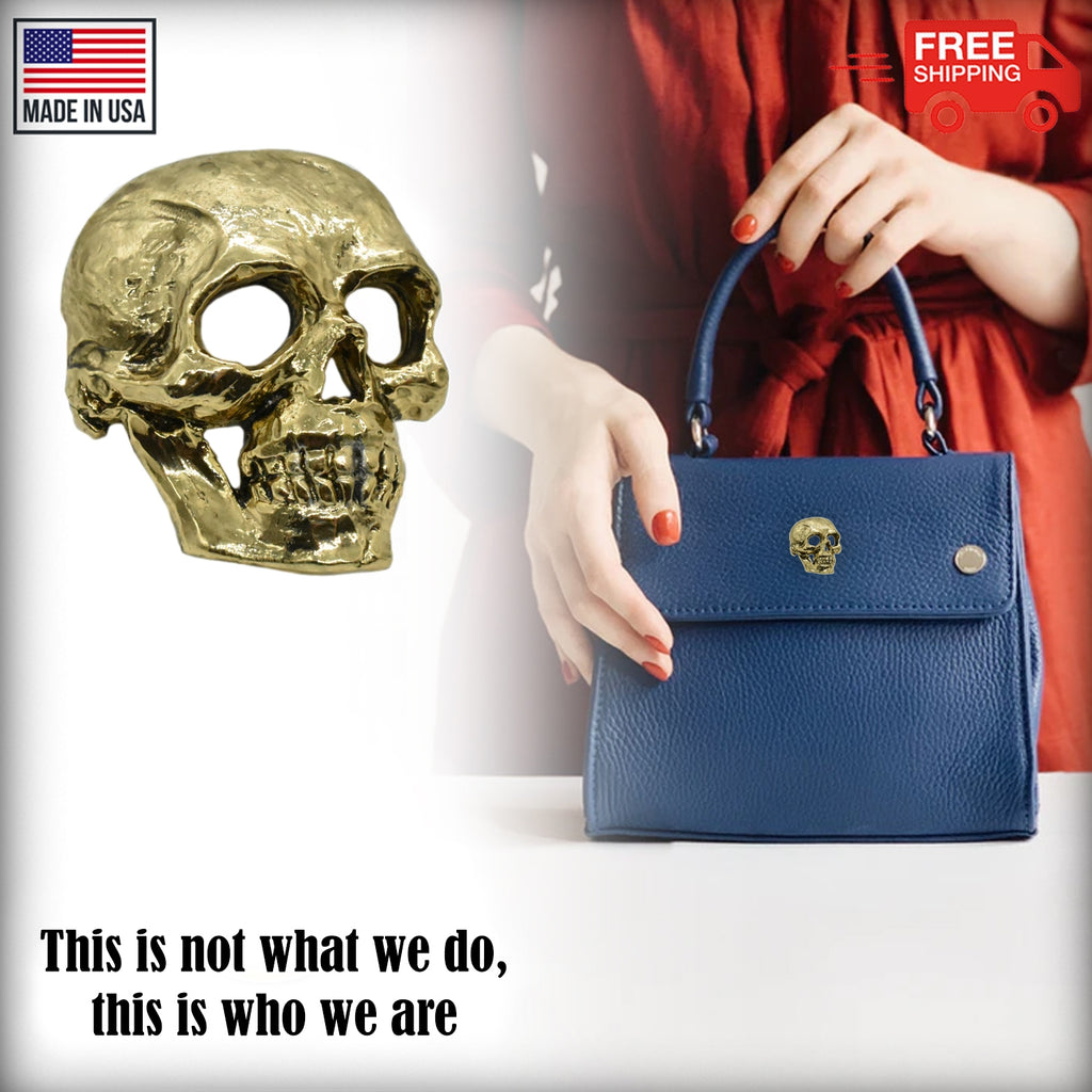 Skull Side View Pin G122