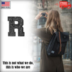 R Letter Pin L018