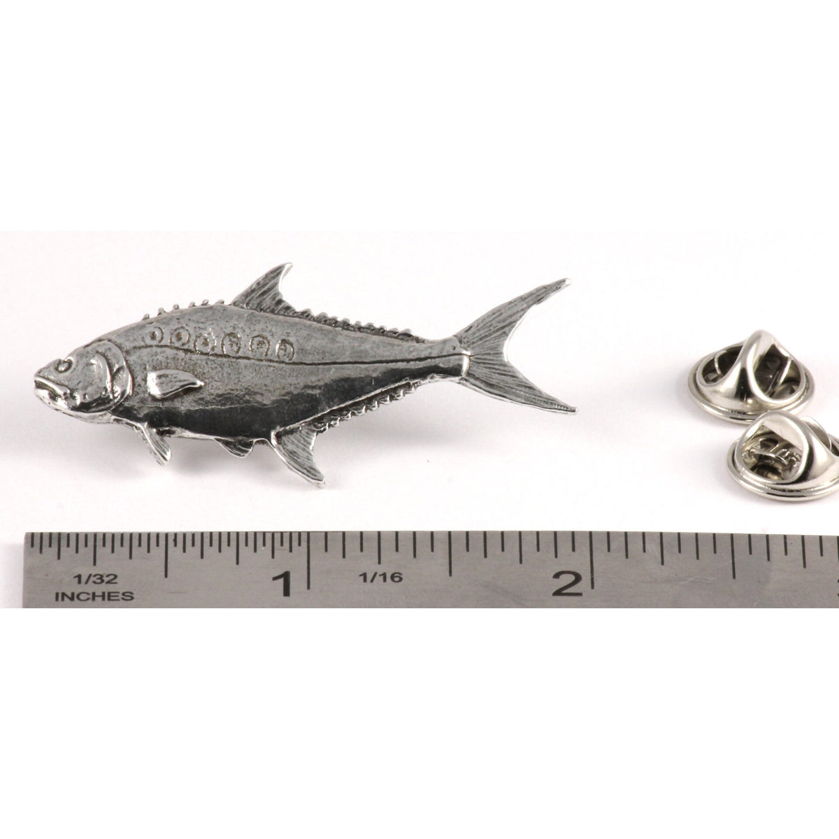 Queen Fish Pin S072