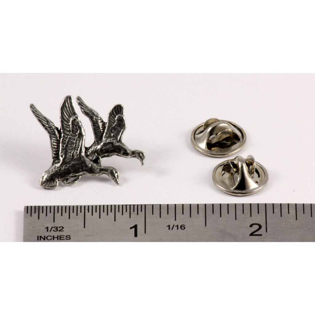 Small Mallards Flying Magnet B005A